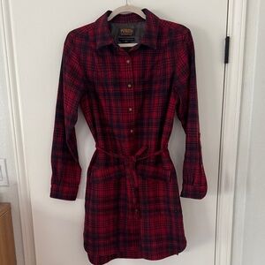 Pendleton Plaid Red and Black Long Sleeve Dress Mini Dress (or shirt jacket)
